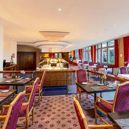 Plaza Premium Schwerin-2