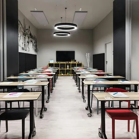 Moxy Athens City-2