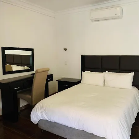 Leruo'S Guest House-3