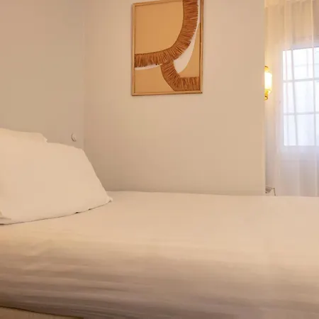 Hôtel Le Nautilus-3
