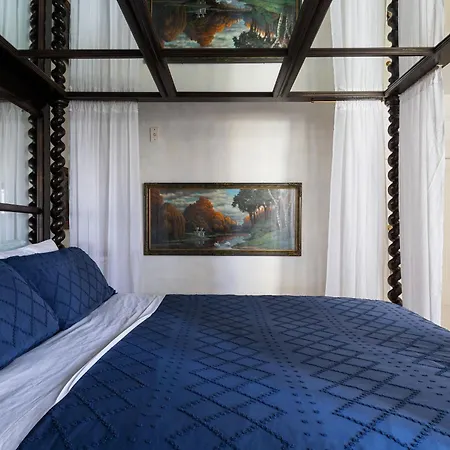 Chateau Tivoli Bed And Breakfast-2