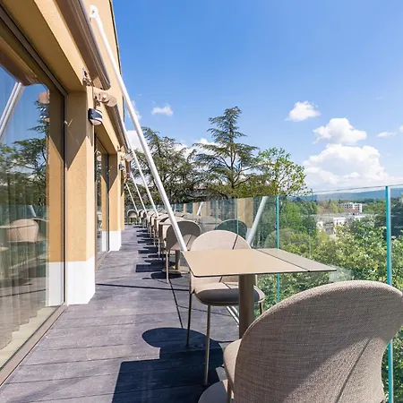 HÔTEL PANORAMA 360 Bourg en Bresse - Cœur de ville-3