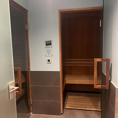 Hotel Ambassador-2