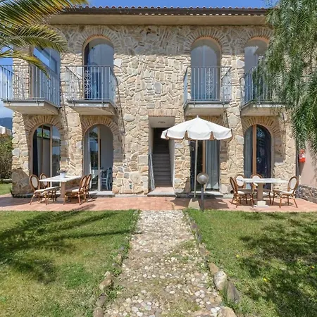 Residence Dolores Castle-2