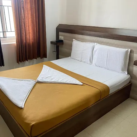 B Six Hotel-2