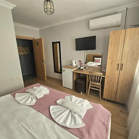 Grey House Apartments & Suites Istanbul-3