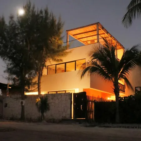 Casa Hood By The Sea-2