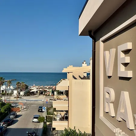 Vera Hotel-2