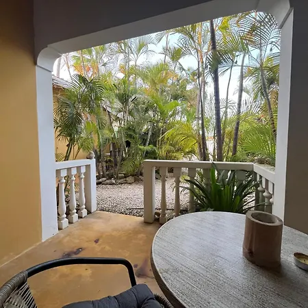 The Dive Hut - Boutique Apartments-3