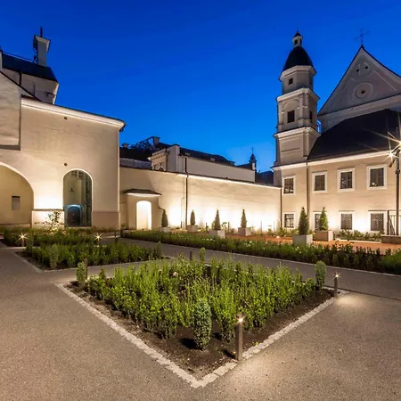 Domus Maria-3