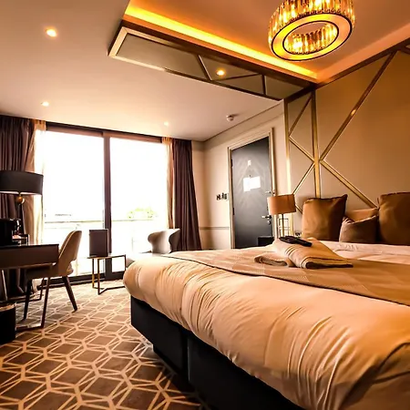 Seven Hotel-2