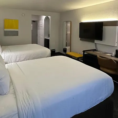 Comfort Inn Dallas Park Central-3