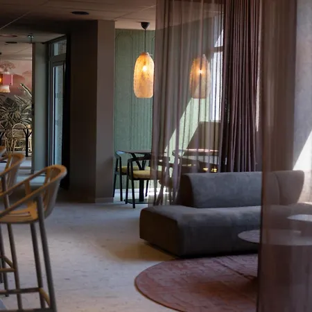 Hotel Oceania Lyon-3