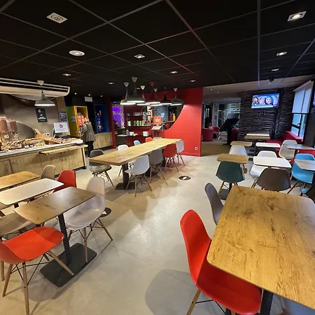 Tip Hotel Cambrai Ex Hotel F1-2