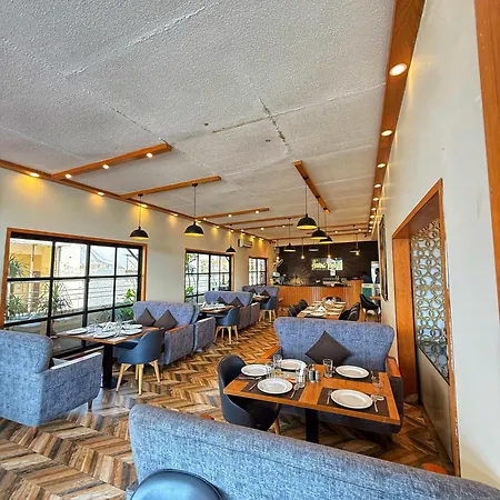Grand Islamabad Hotel-3