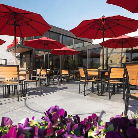 Delta Hotels By Marriott Minneapolis Northeast-3