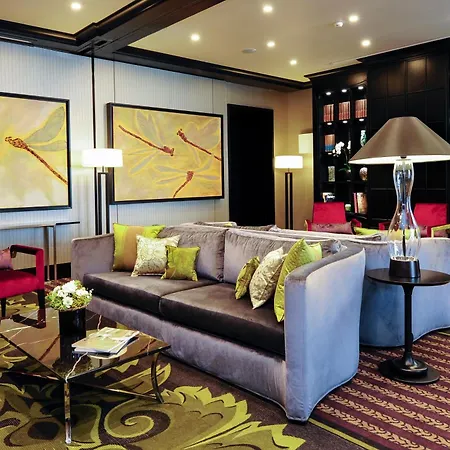 Hôtel Tiffany by Fassbind-3