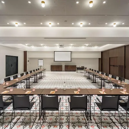 Canopy By Hilton Madrid Castellana-3