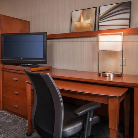 Courtyard By Marriott Dulles Airport Chantilly-3