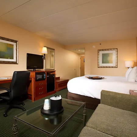 Hampton Inn Alexandria-2