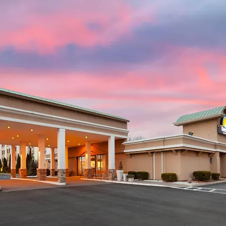 Days Inn By Wyndham Plattsburgh-2