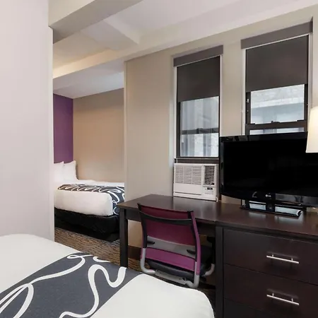 La Quinta By Wyndham New York City Central Park-3