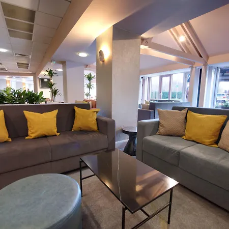 Waterloo Hub Hotel And Suites-2