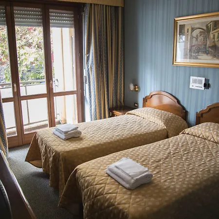 Hotel Accursio-2