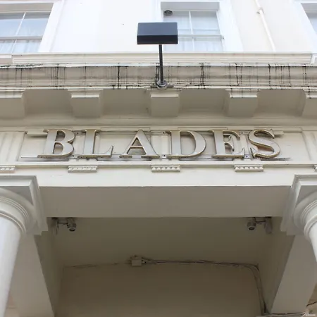 Blades Hotel-3