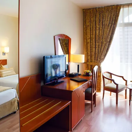 Landmark Hotel-2