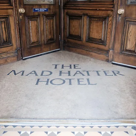 The Mad Hatter Hotel-3