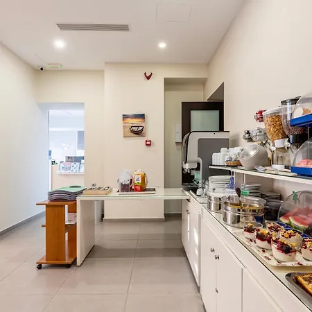 Sonia Hotel & Suites - Adults Only-3