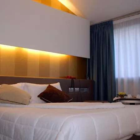 Green Hotel-3