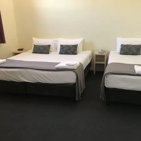 Miami Hotel Melbourne-3