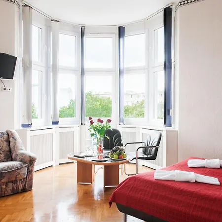 Hotel BELLEVUE am Kurfürstendamm-3