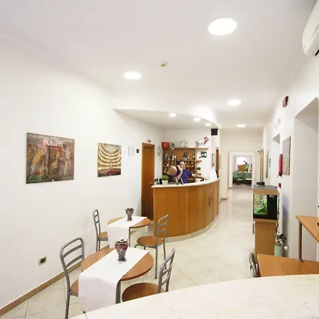 Hotel Zara Napoli-3