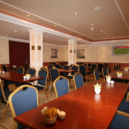 Days Inn Hyde Park-2