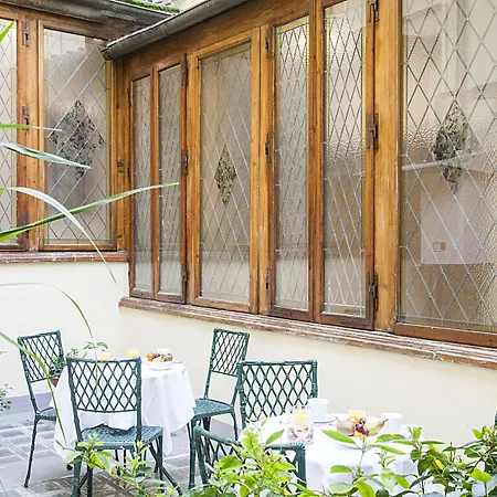 Hotel Accademia-2