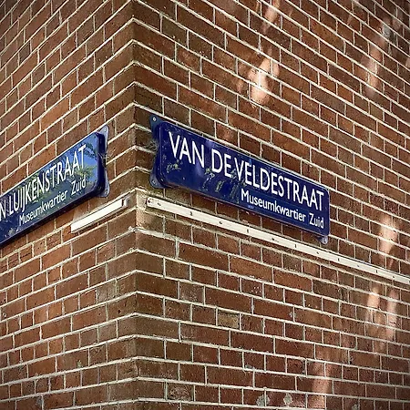 Hotel Van Gogh-2