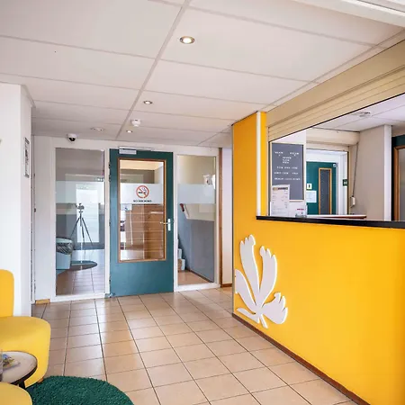 Premiere Classe Hotel Breda-2