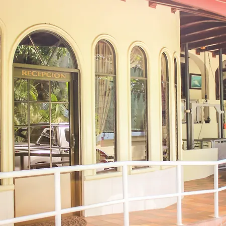 Hotel Villas Lirio-3