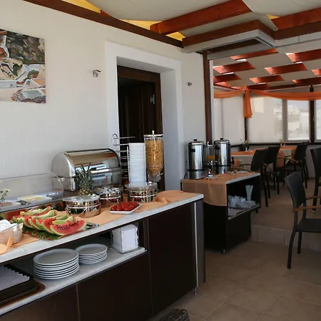 Amerisa Suites & Villa-3