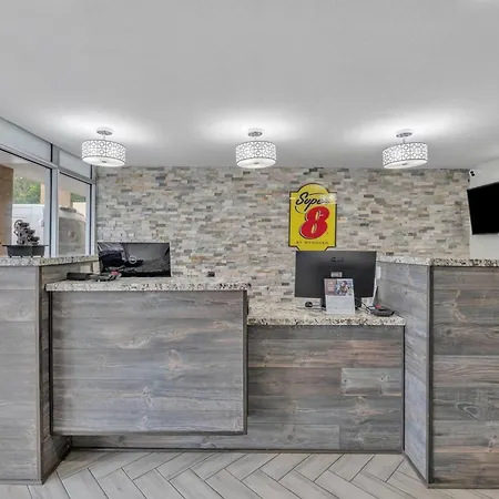 Super 8 By Wyndham Morganton-3