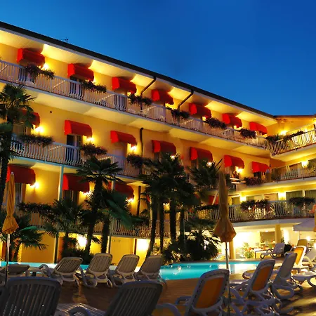 Hotel Capri Bardolino 3S-3