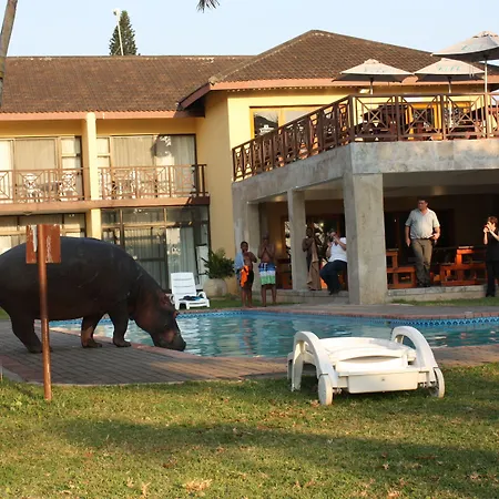 Elephant Lake Hotel-3