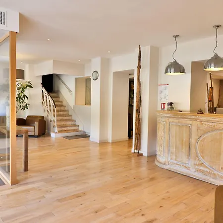 Hotel Provencal-3