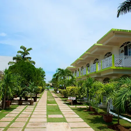 Fun Holiday Beach Resort-3