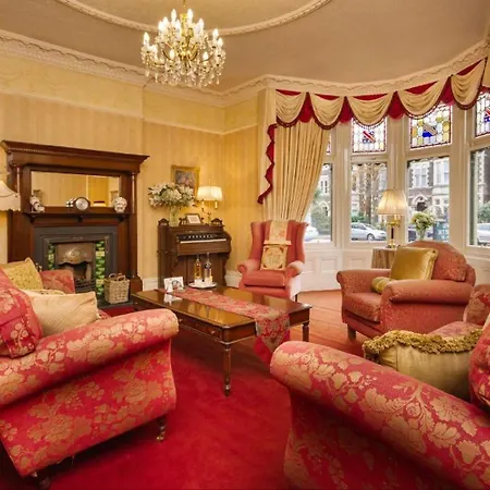 Lincoln House Private Hotel-3