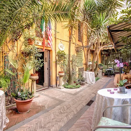 Navona Gallery Suites-3