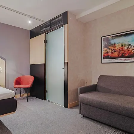 Hotel With Urban Deli-3